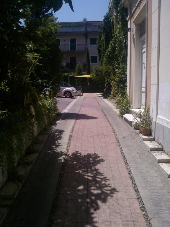 Appartamento In Villa Acireale Luaran gambar
